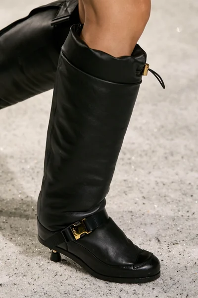 Look 77